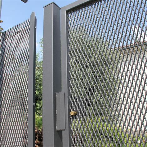 metal wire mesh fence fabrication|steel wire mesh fencing.